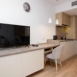 Jantaris Ii By Renters Aparthotel