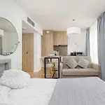 Aparthotel Jantaris Ii By Renters