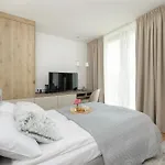 Aparthotel Jantaris Ii By Renters 4*
