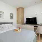 Jantaris Ii By Renters Aparthotel Mielno (Koszalin)