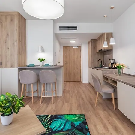 מלון דירות Jantaris Ii By Renters