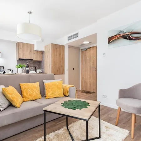 מלון דירות Jantaris Ii By Renters