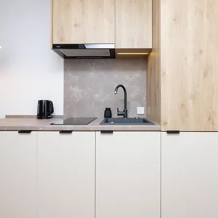 מלון דירות Jantaris Ii By Renters