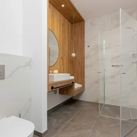 מלון דירות Jantaris Ii By Renters