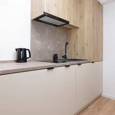 Jantaris Ii By Renters מלון דירות