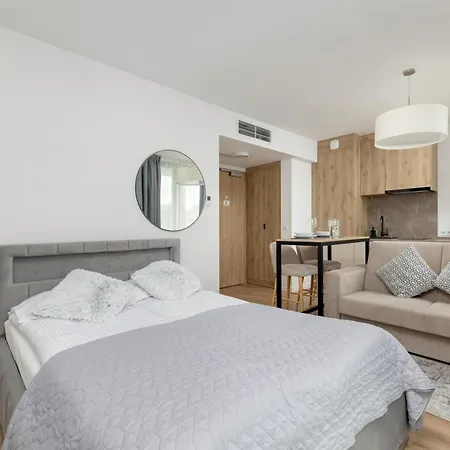 Apartmanhotel Jantaris Ii By Renters Mielno