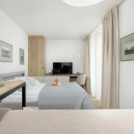 Apartmanhotel Jantaris Ii By Renters Mielno