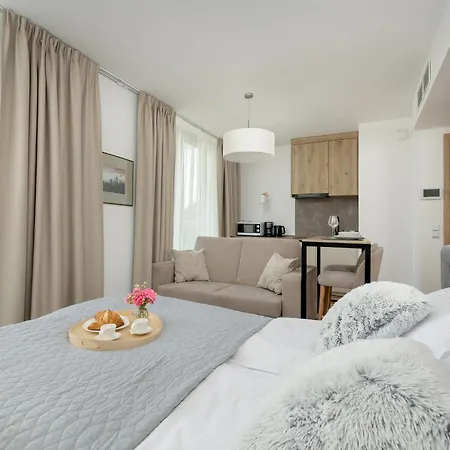 Apartmanhotel Jantaris Ii By Renters Mielno