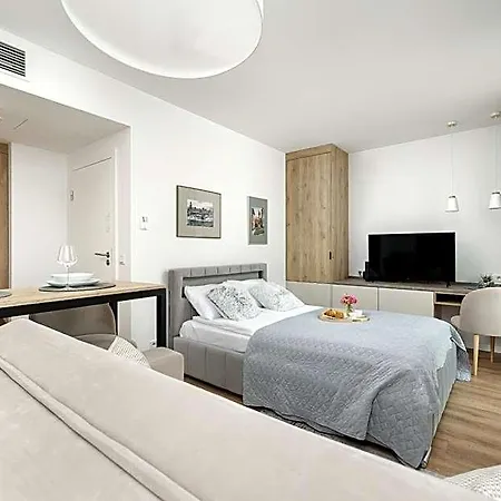 Jantaris Ii By Renters Aparthotel Mielno (Koszalin)