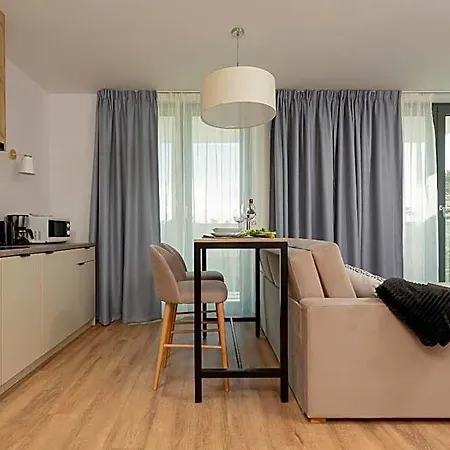 Aparthotel Jantaris Ii By Renters