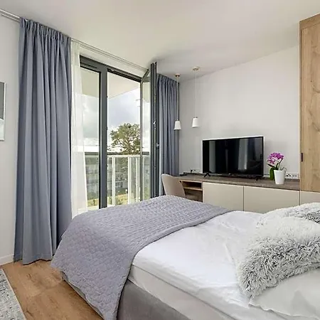 Jantaris Ii By Renters Aparthotel