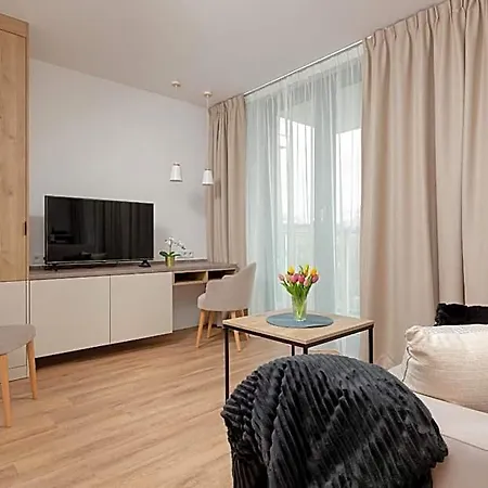 Jantaris Ii By Renters 3*