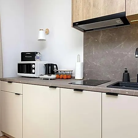 Jantaris Ii By Renters 3*