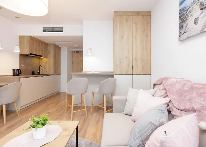 Ξενοδοχείο με διαμερίσματα Jantaris Ii By Renters 3*