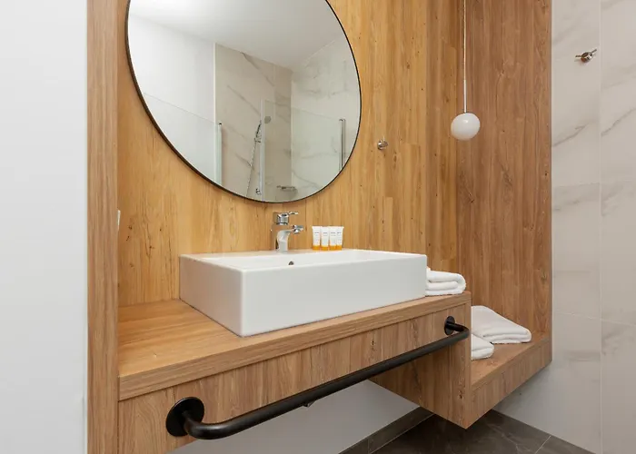 Ξενοδοχείο με διαμερίσματα Jantaris Ii By Renters 3*