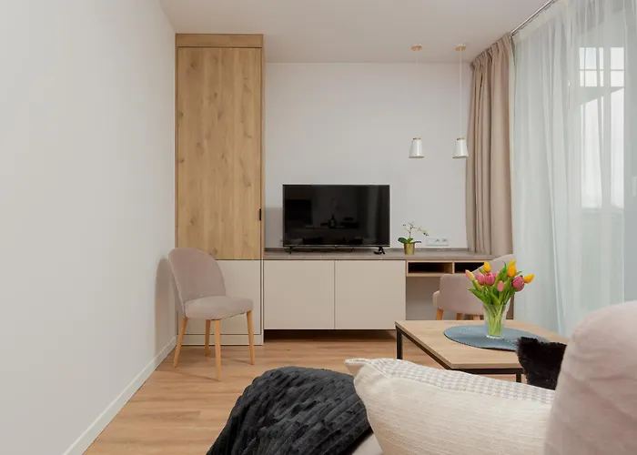 Jantaris Ii By Renters מיילנו