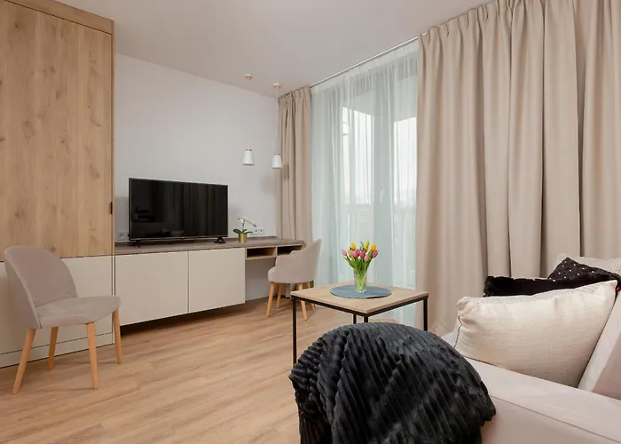 מלון דירות Jantaris Ii By Renters מיילנו