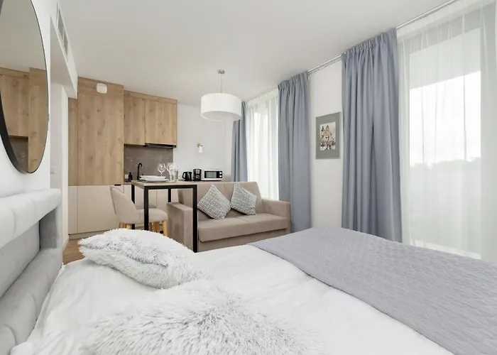 Jantaris Ii By Renters מלון דירות 3*