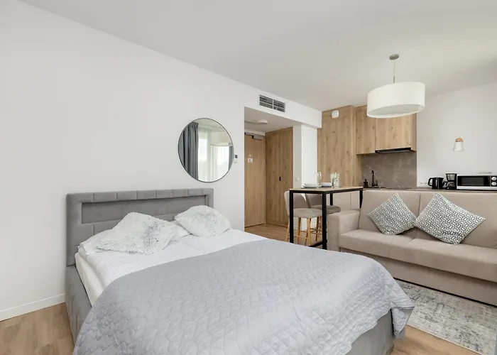 מלון דירות Jantaris Ii By Renters מיילנו