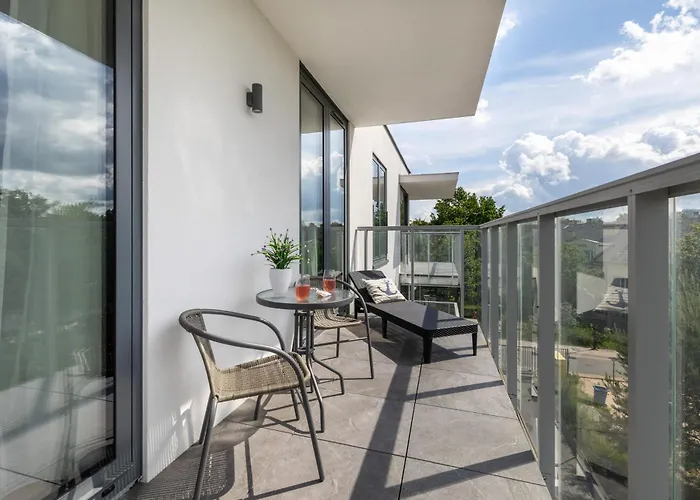 Jantaris Ii By Renters 3*