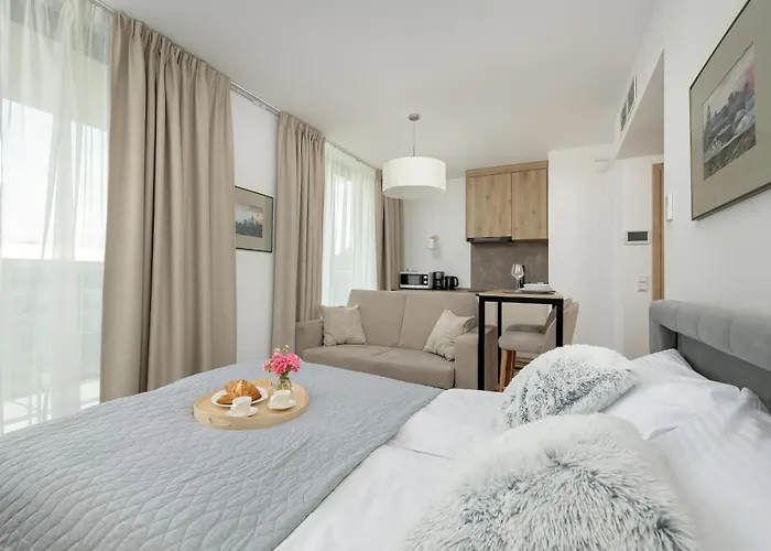 Ξενοδοχείο με διαμερίσματα Jantaris Ii By Renters Mielno (Koszalin)